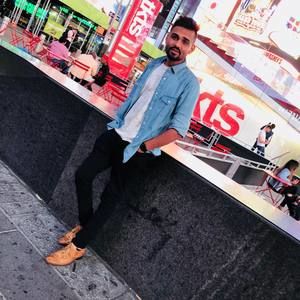 Meet your Posher, Dipak